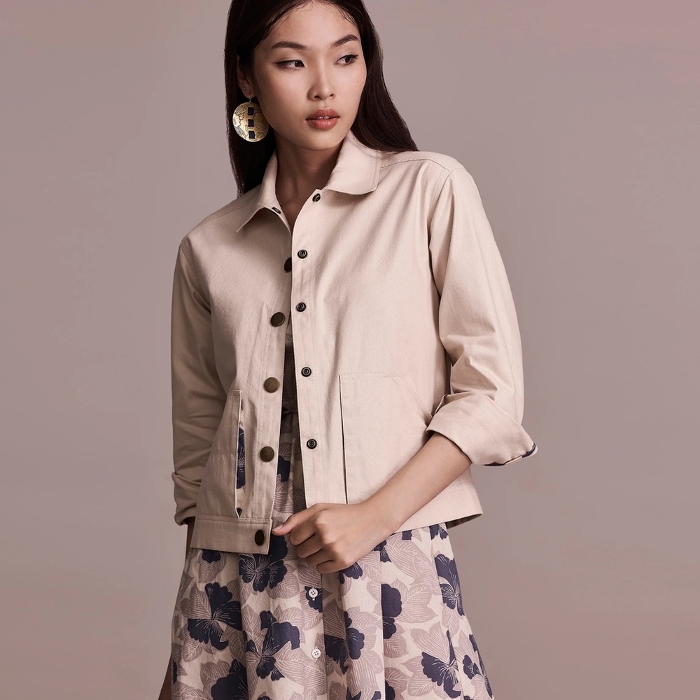 Metiseko Sesame Cashew Blouson 100% Organic cotton jacket. Cargo pockets. Crop